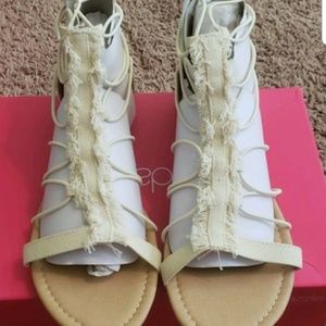 Shoe Dazzel Sandals
